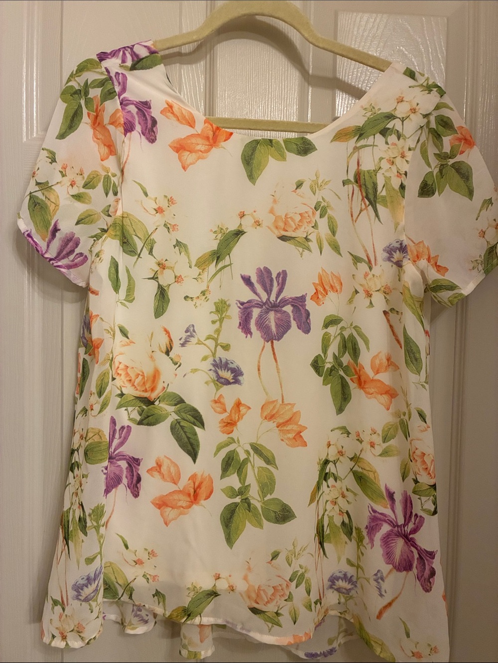 Show Me Your‎ MuMu White Floral Short Sleeve Top with Purple & Orange Blooms